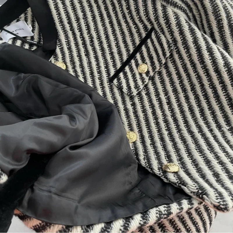 French Chic Blazer
