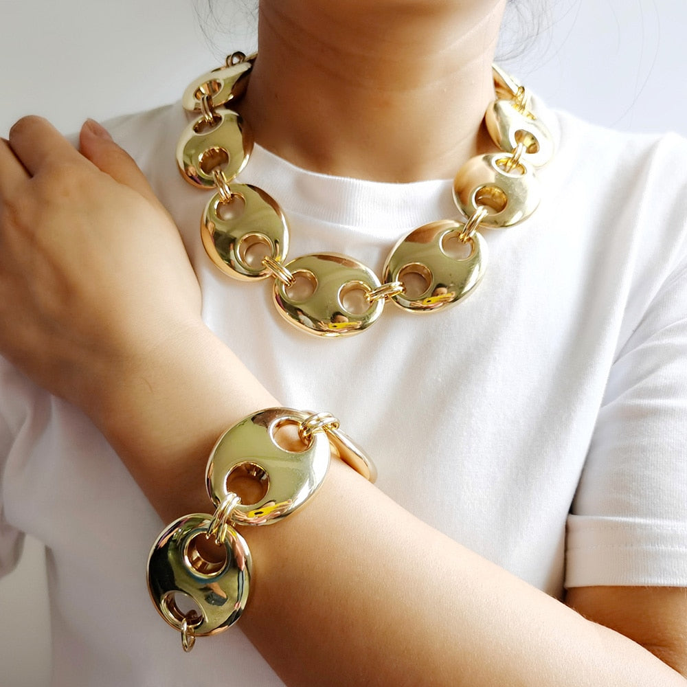 Golden Oval Necklace