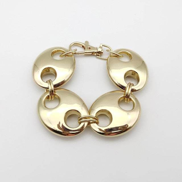 Golden Oval Necklace