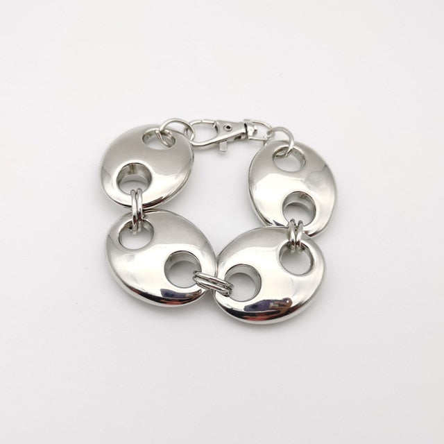 Golden Oval Necklace